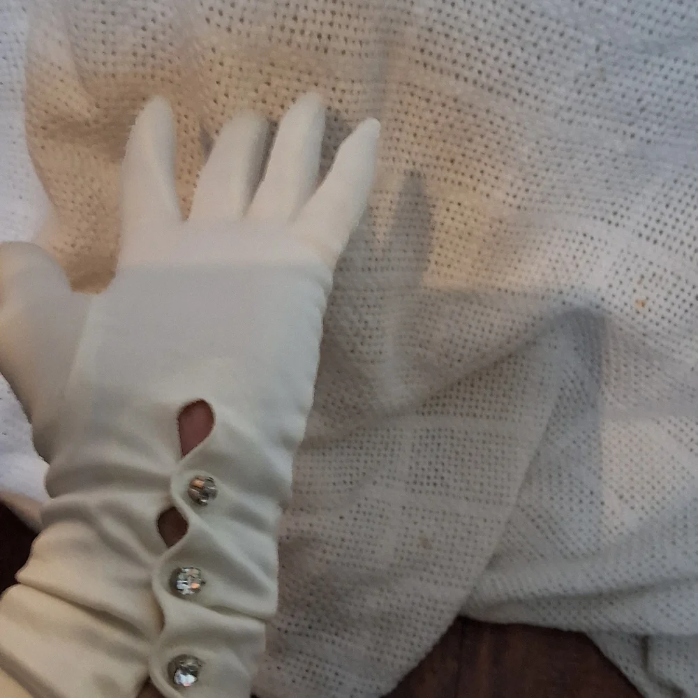 Vintage Aris White Satin Rhinestone closure elbow length gloves 7.5
